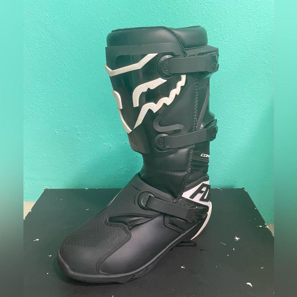 Motorcycle boots. Used only twice for motocross.